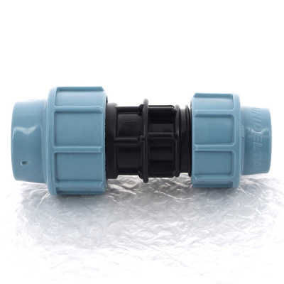 Муфта редукционная 1002 D32 / D20 прямая труба-труба UNIDELTA